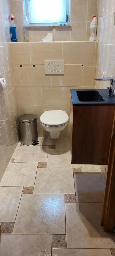 Nazareth Logement Un Magnifique Logement De Vacances Bastogne Exteriör bild