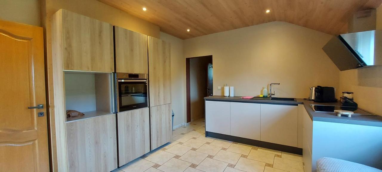 Nazareth Logement Un Magnifique Logement De Vacances Bastogne Exteriör bild