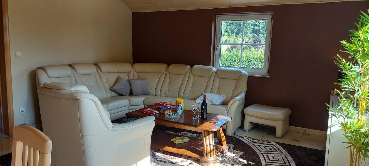 Nazareth Logement Un Magnifique Logement De Vacances Bastogne Exteriör bild