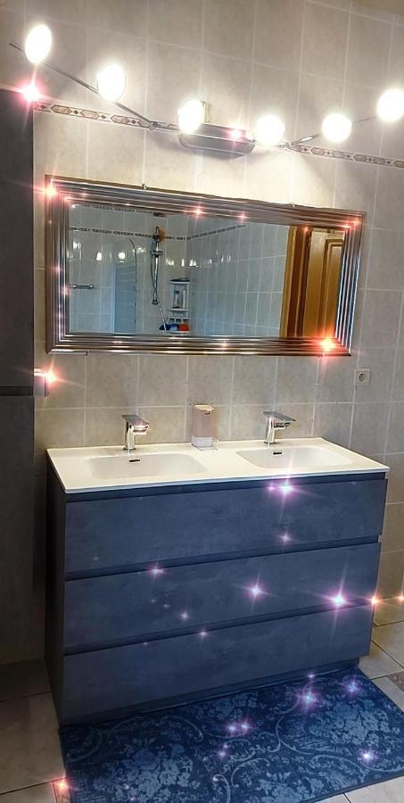 Nazareth Logement Un Magnifique Logement De Vacances Bastogne Exteriör bild